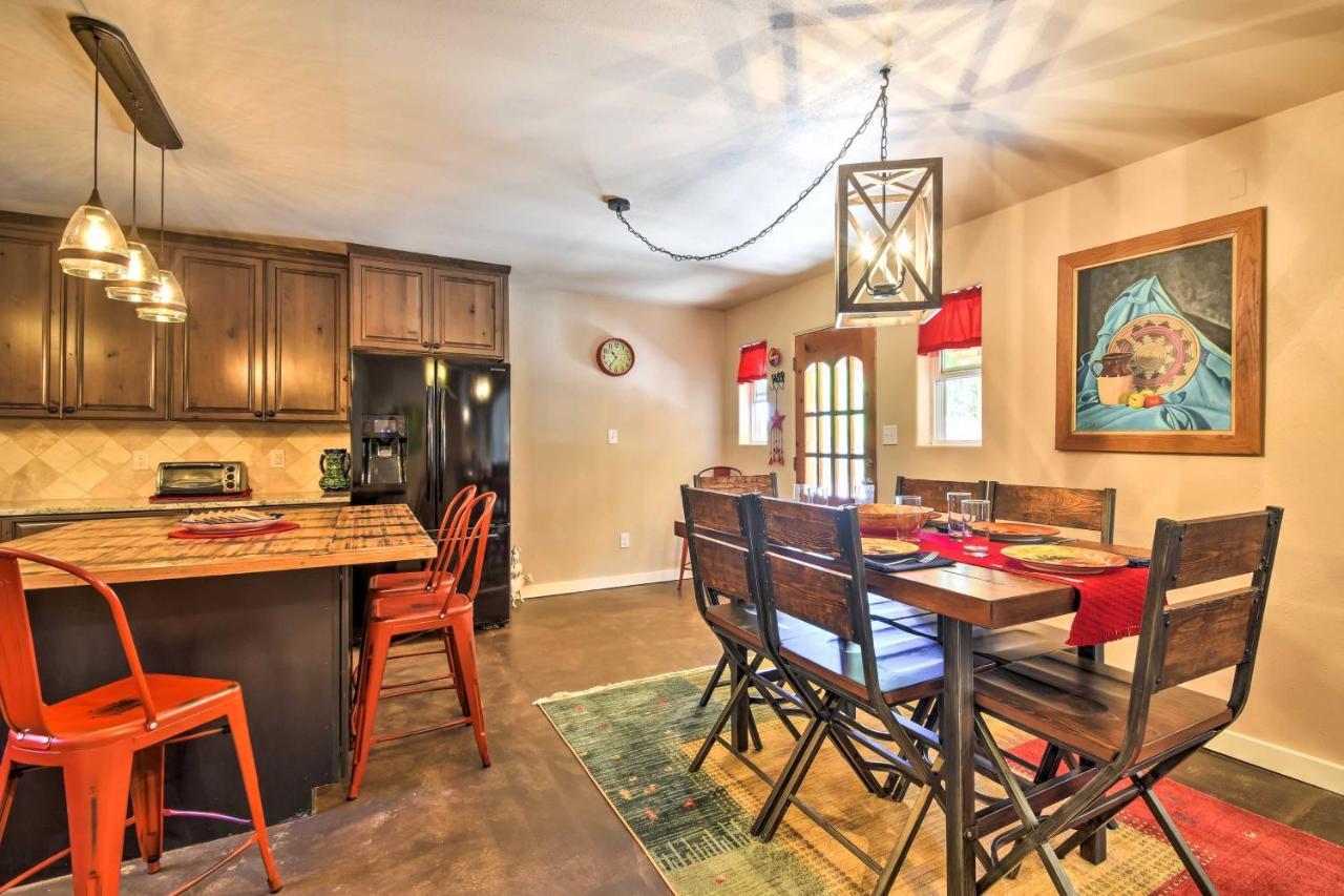 Cozy Home With Media Room Short Walk To Taos Plaza! מראה חיצוני תמונה