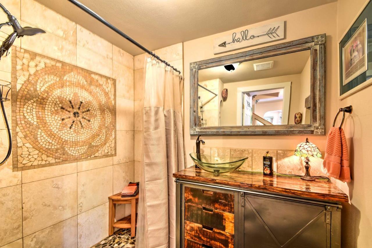 Cozy Home With Media Room Short Walk To Taos Plaza! מראה חיצוני תמונה