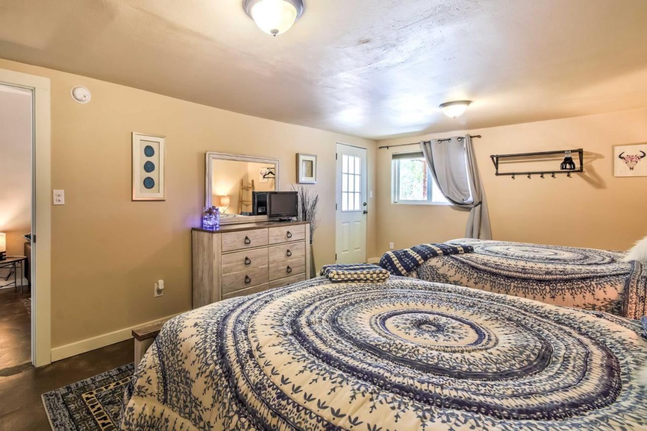 Cozy Home With Media Room Short Walk To Taos Plaza! מראה חיצוני תמונה